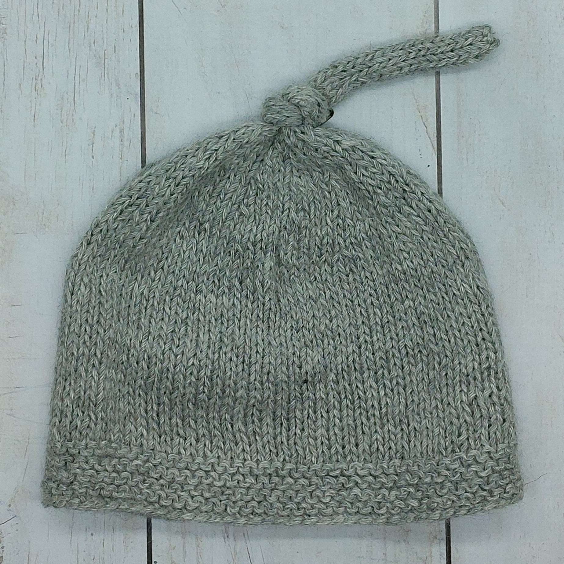 Tegan baby hat with best sale top knot